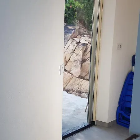 Casa Foxi Manna *