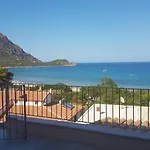 Casa Foxi Manna *