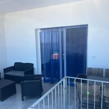 Casa Foxi Manna